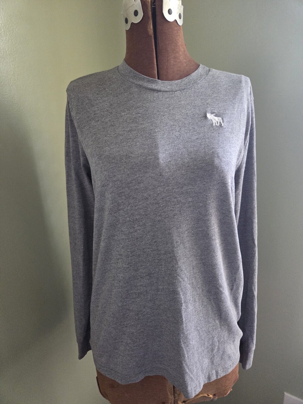 Abercrombie Kid Boys 15/16 Gray Moose Long-Sleeve Tee